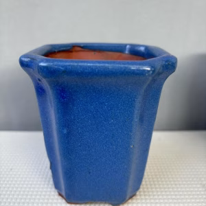 Cascade bonsai pot